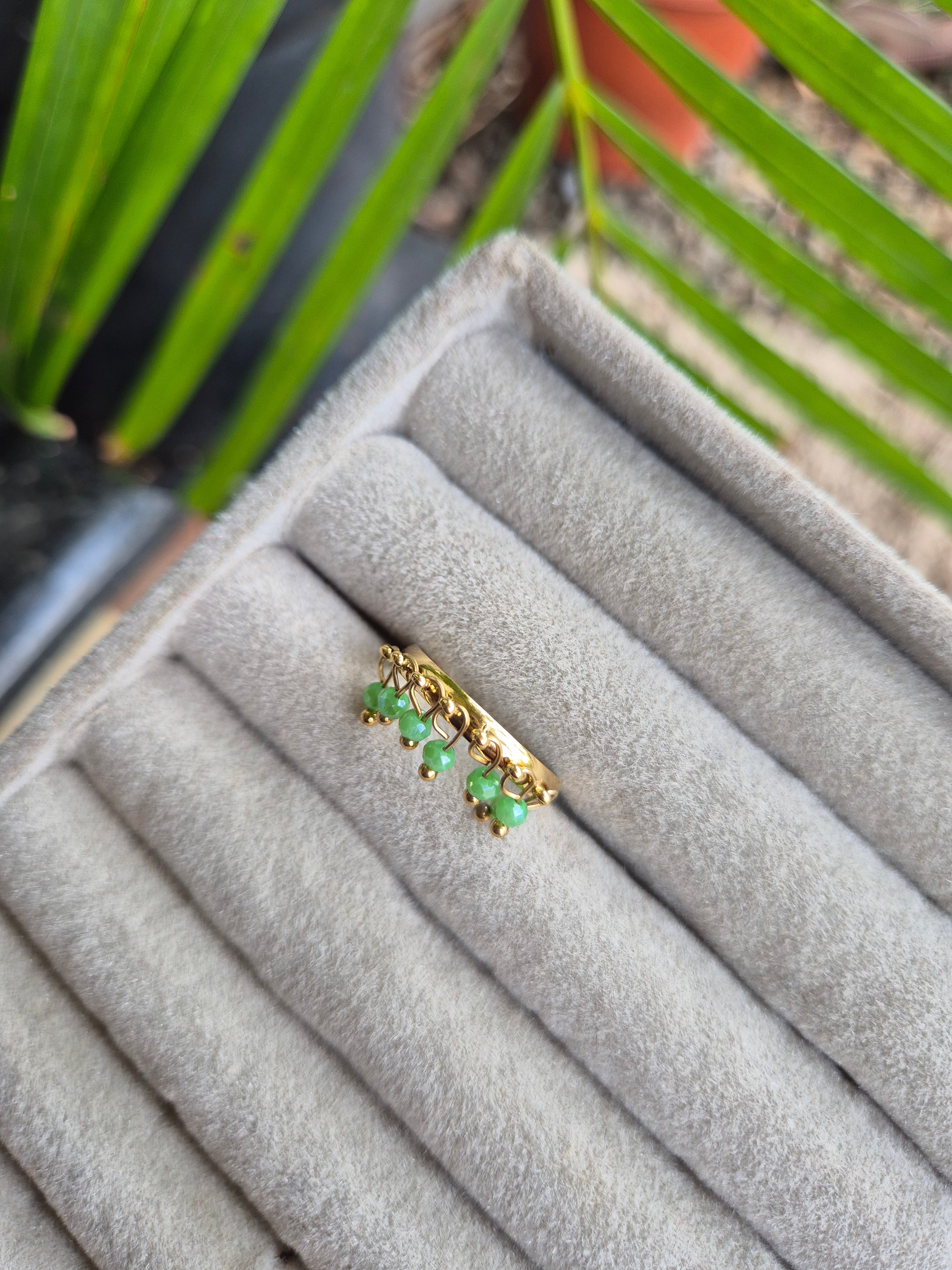 Green charm RA07 (adjustable)