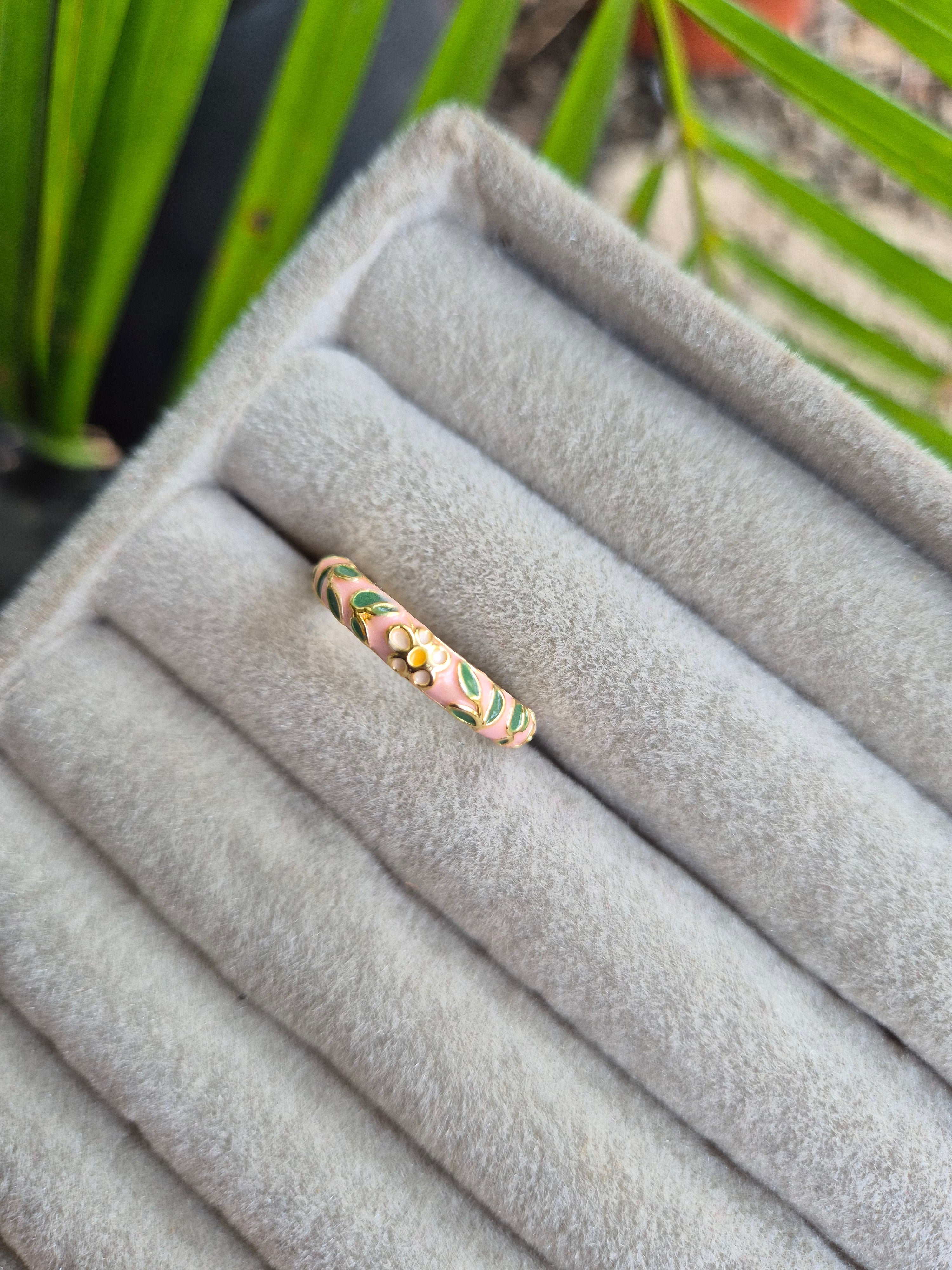 Enamel ring (adjustable)