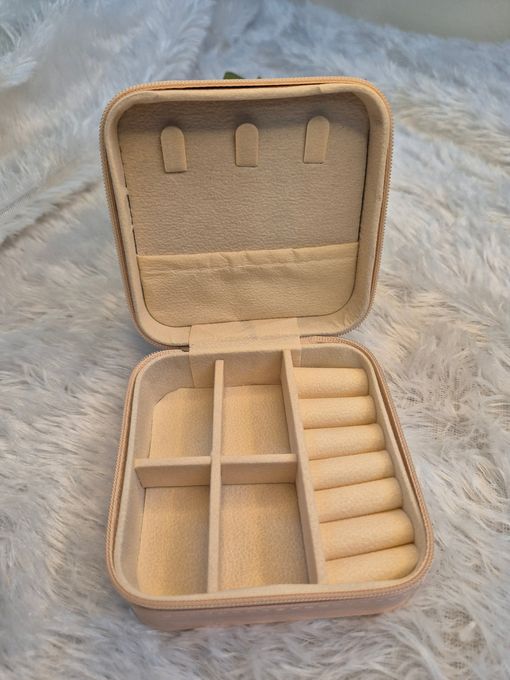 Jewellery box