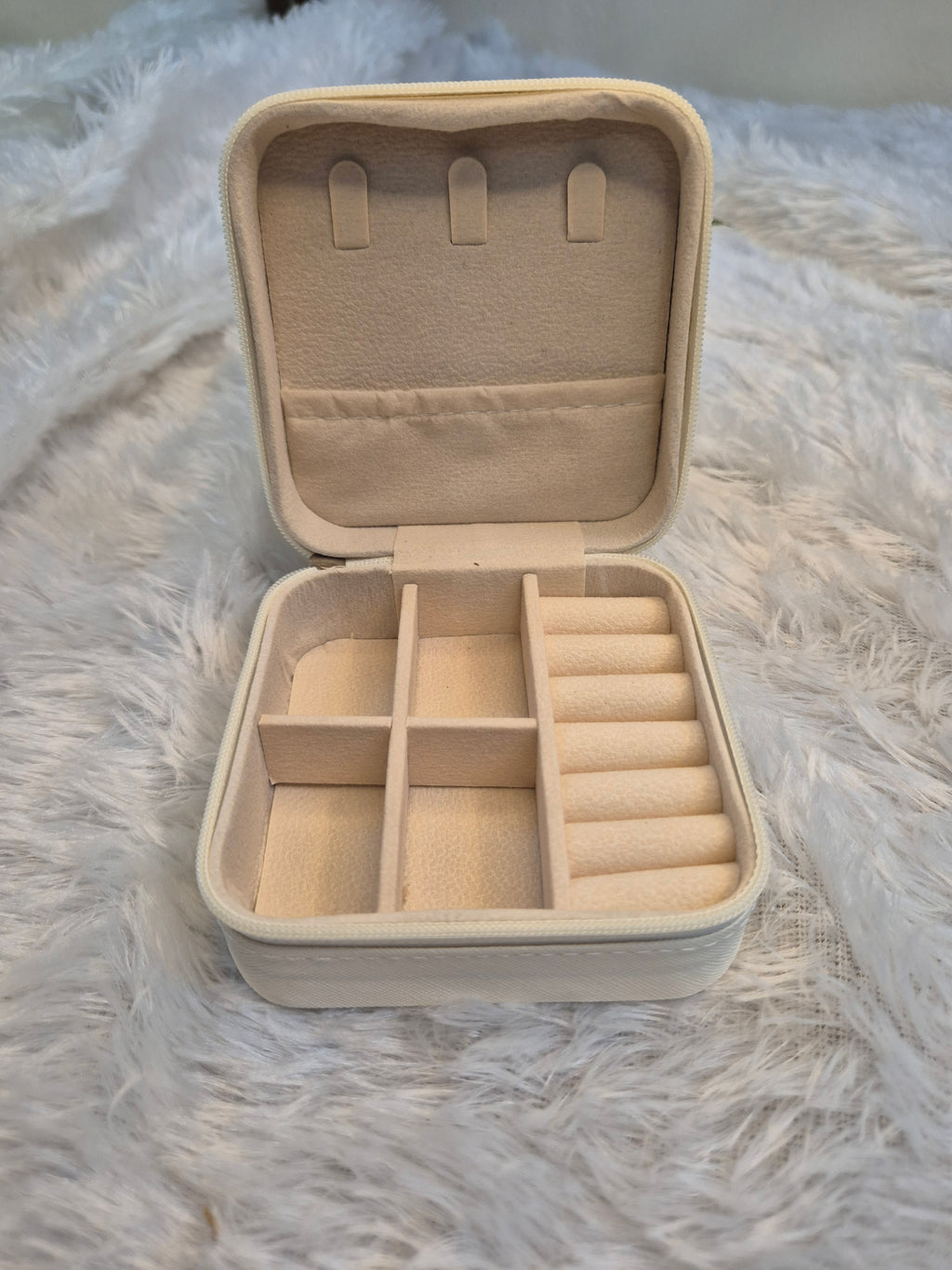 Jewellery box